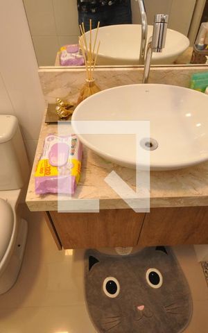 Casa à venda com 300m², 7 quartos e 4 vagasBanheiro 2