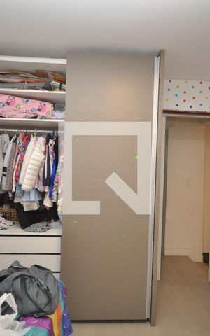Casa à venda com 300m², 7 quartos e 4 vagasQuarto 3