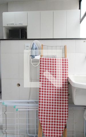 Apartamento para alugar com 90m², 3 quartos e 1 vaga Apartamento para alugar com 90m², 3 quartos e 1 vagaCozinha e Área de Serviço