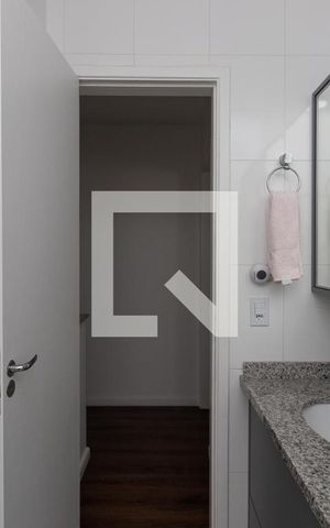 Casa de condomínio à venda com 112m², 3 quartos e 2 vagas Casa de condomínio à venda com 112m², 3 quartos e 2 vagasBanheiro Social