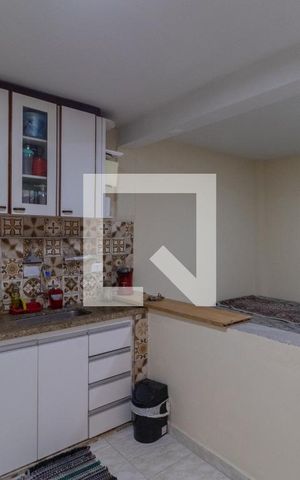 Casa à venda com 206m², 3 quartos e 4 vagas Casa à venda com 206m², 3 quartos e 4 vagasEdícula