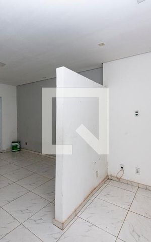 Casa à venda com 360m², 4 quartos e 4 vagas Casa à venda com 360m², 4 quartos e 4 vagasSala Casa 2