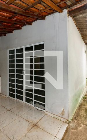 Casa à venda com 360m², 4 quartos e 4 vagas Casa à venda com 360m², 4 quartos e 4 vagasCasa 2