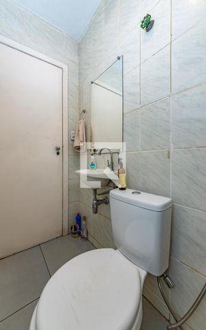 Casa à venda com 360m², 4 quartos e 4 vagas Casa à venda com 360m², 4 quartos e 4 vagasLavabo