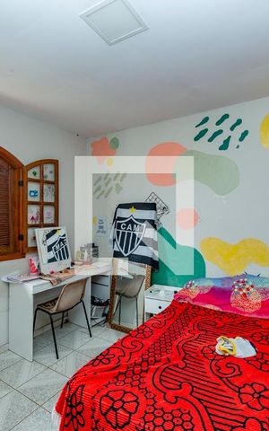 Casa à venda com 360m², 4 quartos e 4 vagas Casa à venda com 360m², 4 quartos e 4 vagasQuarto 4