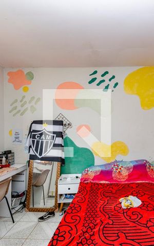 Casa à venda com 360m², 4 quartos e 4 vagas Casa à venda com 360m², 4 quartos e 4 vagasQuarto 4