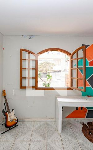 Casa à venda com 360m², 4 quartos e 4 vagas Casa à venda com 360m², 4 quartos e 4 vagasQuarto 3