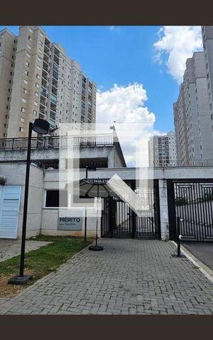 Apartamento à venda com 48m², 2 quartos e 1 vaga Apartamento à venda com 48m², 2 quartos e 1 vagaFachada