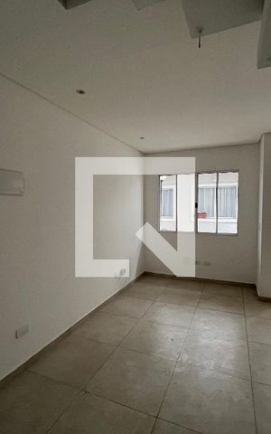 Casa de condomínio para alugar com 68m², 2 quartos e 1 vaga Casa de condomínio para alugar com 68m², 2 quartos e 1 vagaSala
