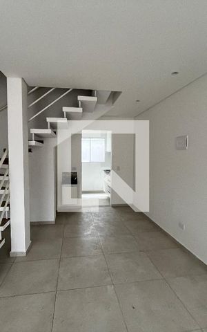 Casa de condomínio para alugar com 68m², 2 quartos e 1 vaga Casa de condomínio para alugar com 68m², 2 quartos e 1 vagaSala