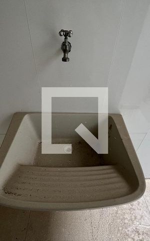 Casa de condomínio para alugar com 68m², 2 quartos e 1 vaga Casa de condomínio para alugar com 68m², 2 quartos e 1 vagaÁrea de Serviço