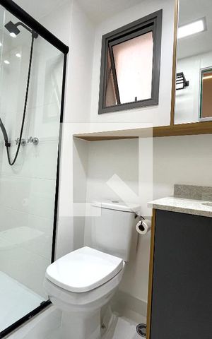 Apartamento para alugar com 29m², 1 quarto e sem vaga Apartamento para alugar com 29m², 1 quarto e sem vagaBanheiro da Suíte
