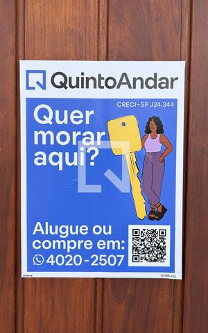 Casa à venda com 300m², 5 quartos e 4 vagas Casa à venda com 300m², 5 quartos e 4 vagasPlaca