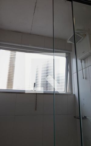 Apartamento à venda com 82m², 3 quartos e 1 vaga Apartamento à venda com 82m², 3 quartos e 1 vagaBanheiro da Suíte