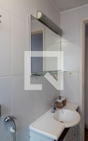 Apartamento à venda com 82m², 3 quartos e 1 vaga Apartamento à venda com 82m², 3 quartos e 1 vagaBanheiro da Suíte