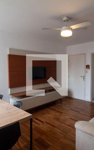 Apartamento à venda com 82m², 3 quartos e 1 vaga Apartamento à venda com 82m², 3 quartos e 1 vagaSala