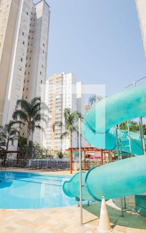 Apartamento para alugar com 79m², 3 quartos e 2 vagas Apartamento para alugar com 79m², 3 quartos e 2 vagasÁrea comum - Piscina