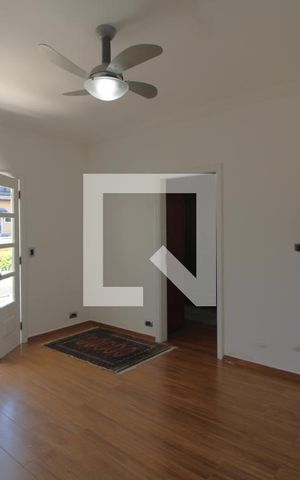 Casa à venda com 600m², 4 quartos e 8 vagasSuíte 1