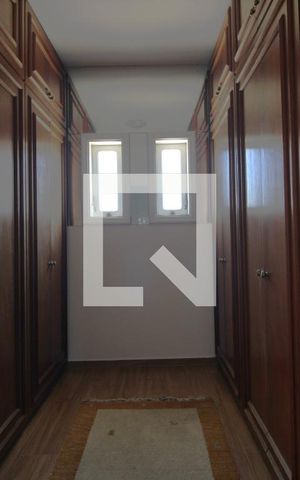 Casa à venda com 600m², 4 quartos e 8 vagasCloset da suíte 1