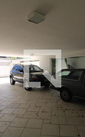 Casa à venda com 600m², 4 quartos e 8 vagasGaragem