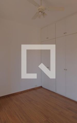 Casa à venda com 600m², 4 quartos e 8 vagasSuíte 2