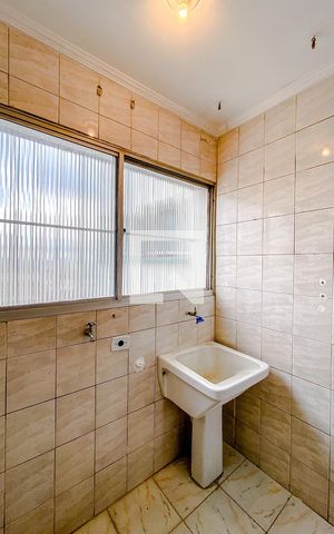 Apartamento para alugar com 78m², 2 quartos e 1 vagaÁrea de Serviço