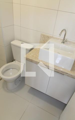 Apartamento à venda com 49m², 2 quartos e 1 vagaBanheiro 2