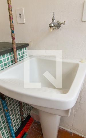 Apartamento à venda com 60m², 2 quartos e 1 vaga Apartamento à venda com 60m², 2 quartos e 1 vagaÁrea de Serviço