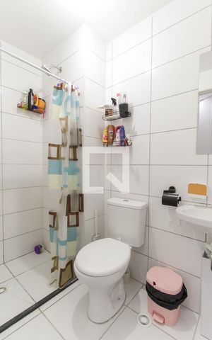 Apartamento para alugar com 42m², 2 quartos e sem vaga Apartamento para alugar com 42m², 2 quartos e sem vagaBanheiro