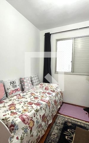 Apartamento à venda com 57m², 2 quartos e 1 vagaQuarto 2