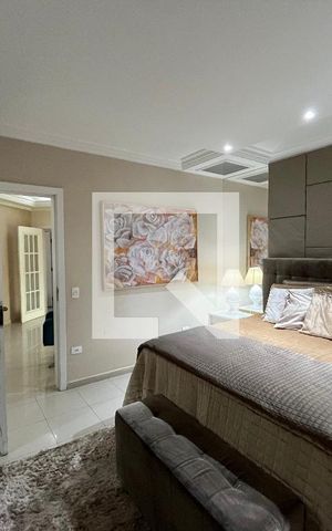 Casa de condomínio para alugar com 320m², 3 quartos e 3 vagasQuarto