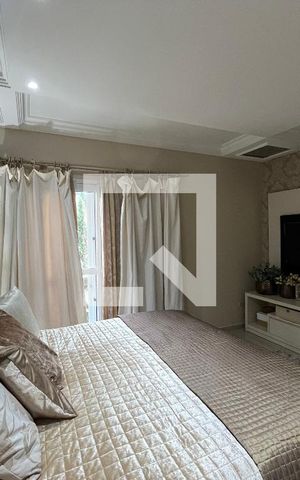 Casa de condomínio para alugar com 320m², 3 quartos e 3 vagasQuarto