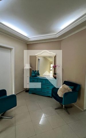 Casa de condomínio para alugar com 320m², 3 quartos e 3 vagasSala 2