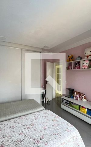 Casa de condomínio para alugar com 320m², 3 quartos e 3 vagasQuarto 3