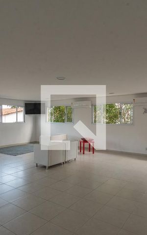 Apartamento à venda com 48m², 2 quartos e 1 vaga Apartamento à venda com 48m², 2 quartos e 1 vagaÁrea comum - Salão de festas