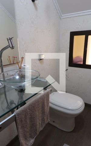 Casa à venda com 100m², 3 quartos e sem vagaLavabo