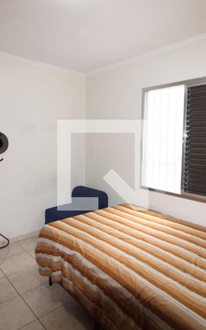 Casa à venda com 240m², 2 quartos e 2 vagasQuarto 2