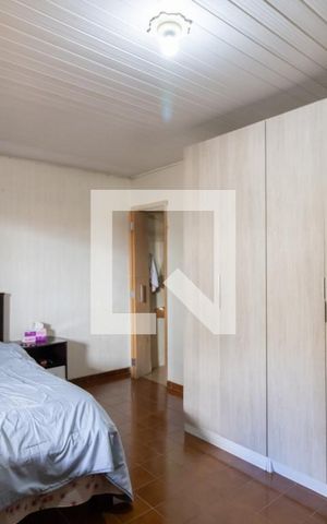 Casa para alugar com 122m², 4 quartos e 3 vagas Casa para alugar com 122m², 4 quartos e 3 vagasSuíte 2
