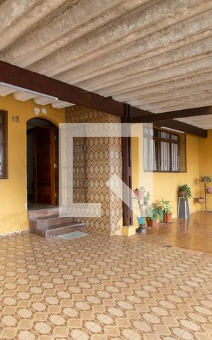 Casa para alugar com 122m², 4 quartos e 3 vagas Casa para alugar com 122m², 4 quartos e 3 vagasGaragem