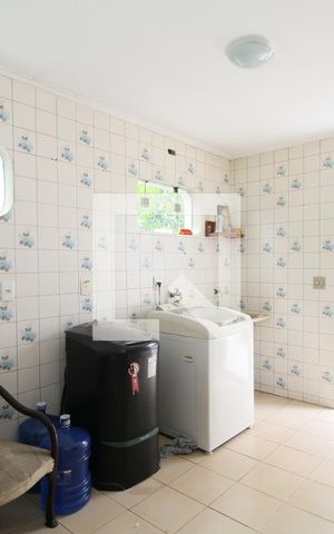 Casa para alugar com 600m², 5 quartos e 20 vagasÁrea de Serviço