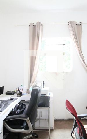 Casa para alugar com 600m², 5 quartos e 20 vagasEscritório