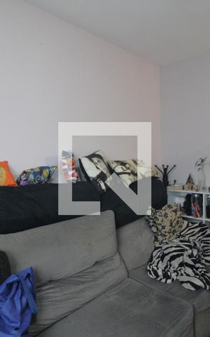 Casa à venda com 71m², 3 quartos e 2 vagasSala
