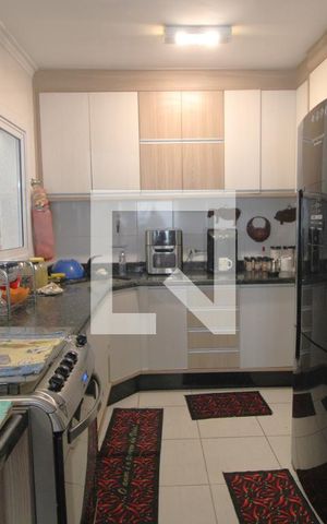 Casa à venda com 71m², 3 quartos e 2 vagasCozinha
