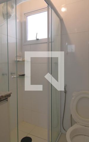 Casa à venda com 71m², 3 quartos e 2 vagasBanheiro da suíte