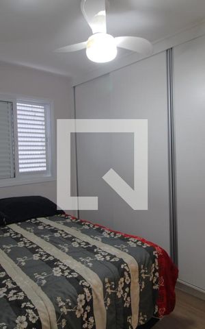 Casa à venda com 71m², 3 quartos e 2 vagasSuíte