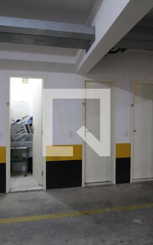 Casa à venda com 71m², 3 quartos e 2 vagasDepósito