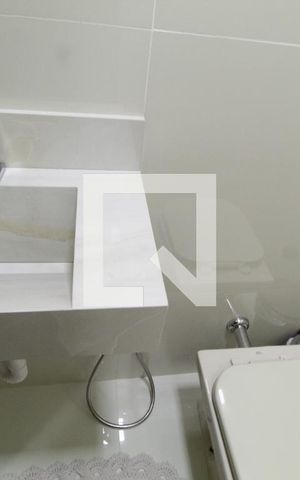 Casa para alugar com 180m², 3 quartos e 3 vagasBanheiro Social