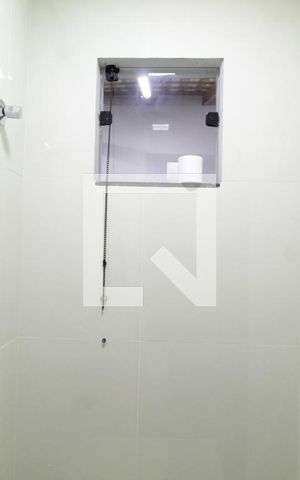 Casa para alugar com 180m², 3 quartos e 3 vagasBanheiro Social