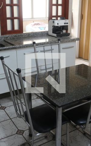 Apartamento à venda com 125m², 3 quartos e 2 vagasCozinha