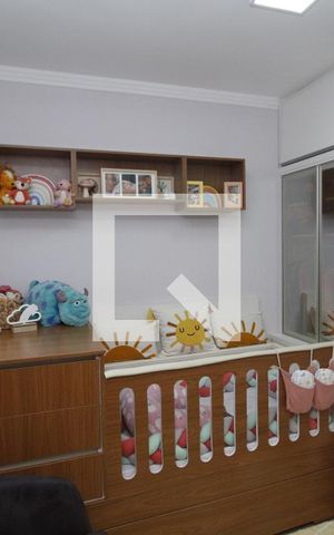Casa de condomínio à venda com 68m², 2 quartos e 2 vagasQuarto Suíte